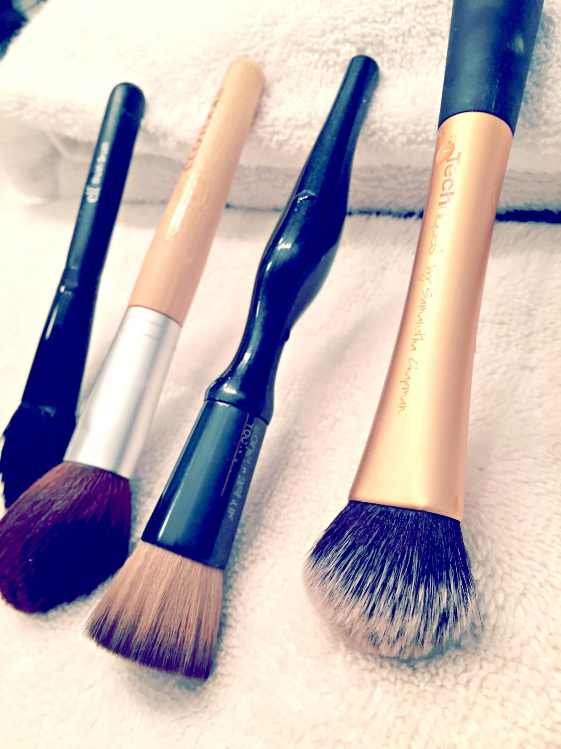 How to clean makeup brushes It's Simply Lindsay